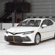 revised iihs test rig testing side impact on a toyota camry