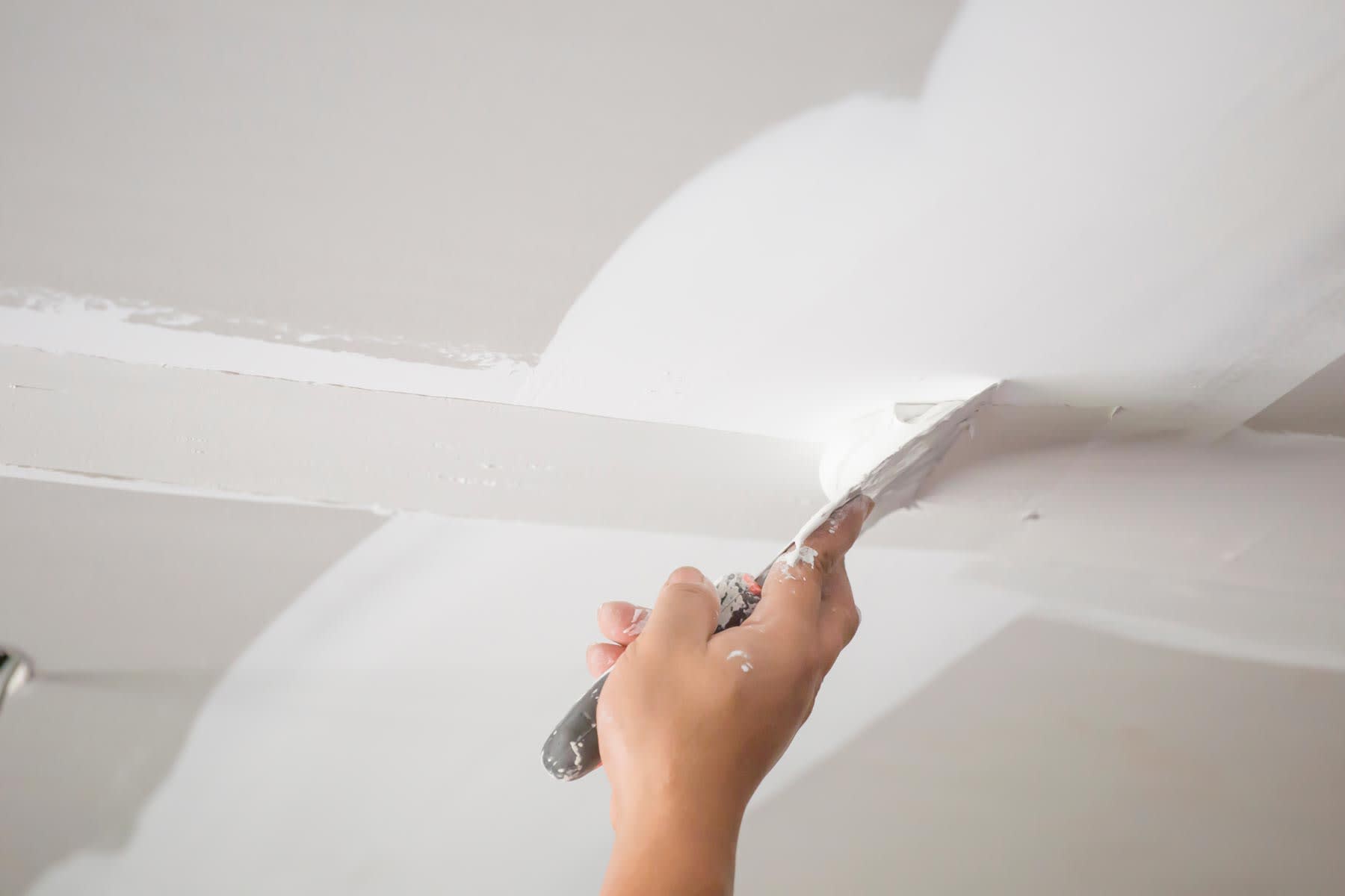 Find a drywall repair contractor near you